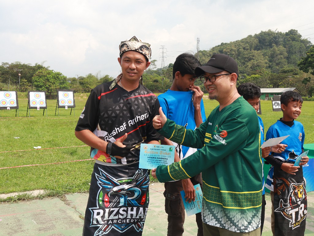 Peraih Golden Ticket